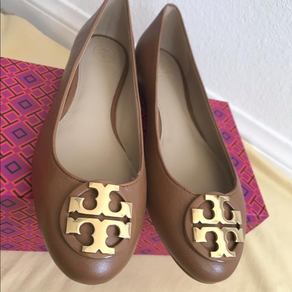 Tory Burch Claire Ballet Shoe - Picture 2 of 8